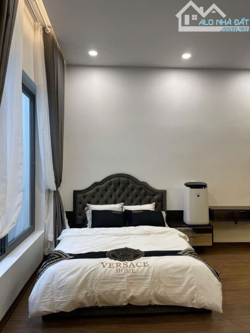 Nhà 1 mê mặt tiền Nguyễn Công Trứ 7tỷ5 - 3