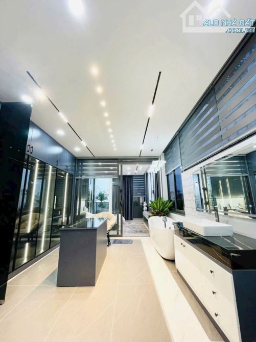 🏡HẺM XE TĂNG - LÔ GÓC 3 MẶT TIỀN - 6 TẦNG THANG MÁY - FULL NỘI THẤT CAO CẤP - CV LÀNG HOA - 3