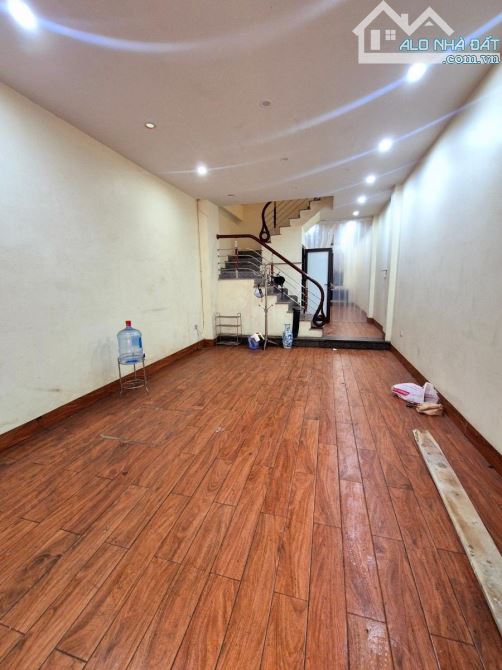 SIÊU HIẾM MẶT NGÕ TƯ ĐÌNH ÔTÔ TRÁNH KINHDOANH 65M-5TẦNG-4,5MT.12,5TỶ CÓ THỂ LẮP THANG MÁY - 3