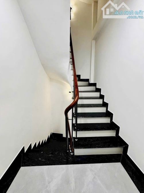 Bán căn nhà đẹp Ngô Gia Tự - Việt Hưng - Long Biên - 4
