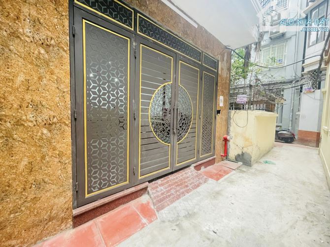 Bán nhà phố Tạ Quang Bửu, Hai Bà Trưng, tòa CCMN 16 phòng, 5 tầng 90m2 giá 25 tỷ