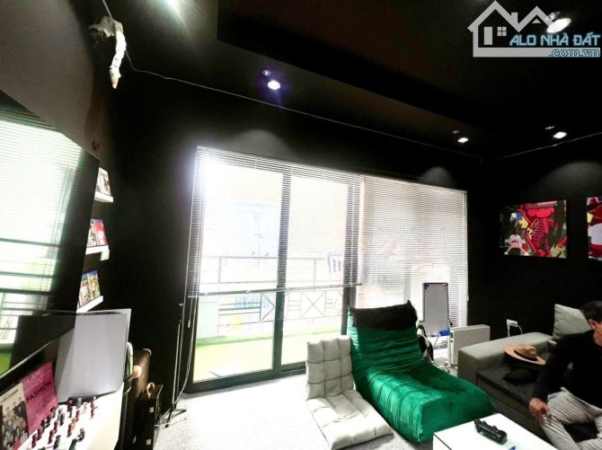 BÁN NHÀ TRẦN DUY HƯNG TRUNG HÒA CẦU GIẤY 21.5 TỶ 80m 4 TẦNG MT 5m 2 THOÁNG Ô TÔ ĐỖ CỔNG - 5