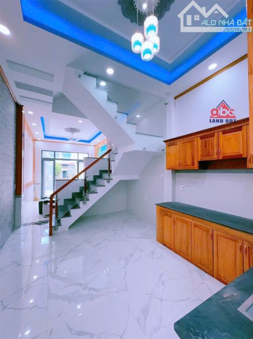 Bán   Nhà liền kề 1 trệt 2 lầu P.Hoá An Giá : 2tỷ550 - 5