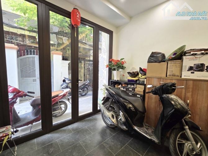 Bán nhà Đội Cấn, hiếm, gần oto, thang máy, DT 35m2 x 6T, giá 10 tỷ 3 - 5