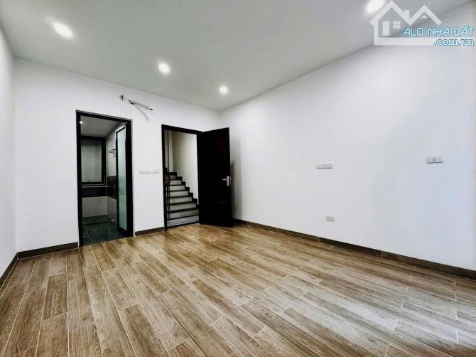 Bán căn nhà đẹp Ngô Gia Tự - Việt Hưng - Long Biên - 5