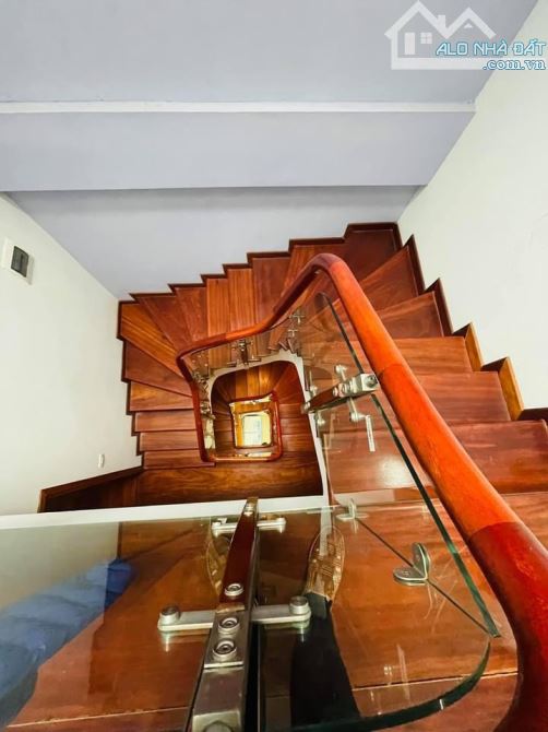 Rất Hiếm - Nhà Kinh Doanh ngõ 90 Ngụy Như Kon Tum , dt 60m2 x 5 tầng , mt 5m giá 28 tỷ. - 5