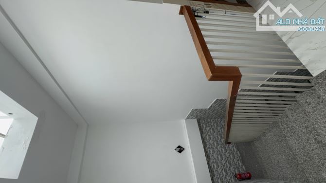 BIỆT THỰ TRIỆU ĐÔ VIP MẶT SÔNG- HOÀ XUÂN-DT 300m2 VIEW SÔNG XỊN XÒ- CÓ THANG MÁY 4 TẦNG - 6