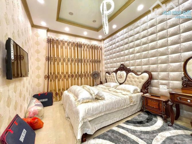 Siêu hiếm! Bán biệt thự 3 tầng TT Đà Nẵng, DT 200m², ngang 10m. Full nội thất chỉ hơn 20tỷ - 6