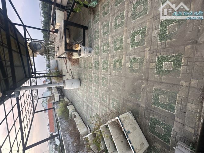 Bán nhà ,Nguyễn văn tạo,huyện nhà bè,hẻm 3,5m,3 tầng,nhỉnh 4 tỷ - 6