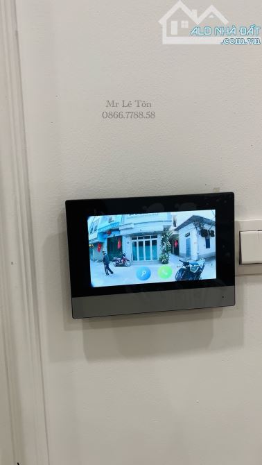 SIÊU PHẨM 5 TẦNG - PHỐ QUANG TRUNG- THANG MÁY NHẬP KHẨU - Ô TÔ VÀO NHÀ - DT 52m2 - 6