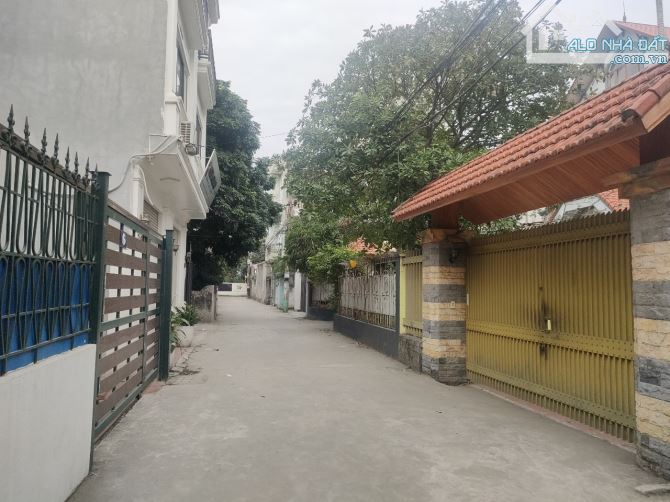 Chủ cần bán lô đất 94 m2 tại dầu Lửa,Sở Dầu,Hồng Bàng giá 2,XXtỷ