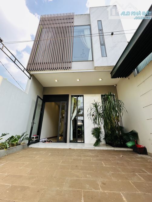 BÁN NHÀ MẶT TIỀN ĐƯỜNG 17/3, ĐANG KINH DOANH HOMESTAY, Tp. PLEIKU