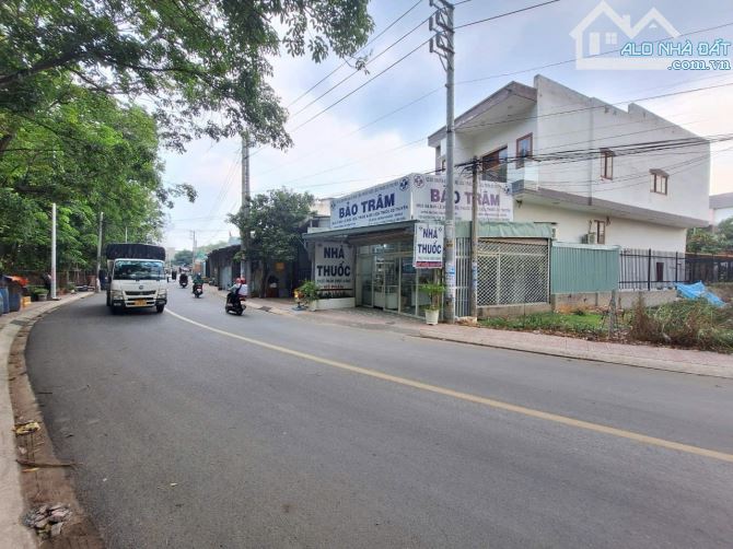 Đất mặt tiền kinh doanh gần Vòng xoay An Phú,TP Thuận An