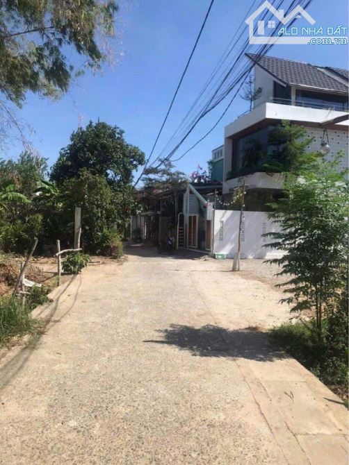 BÁN MẶT TIỀN XÓM 8 Khu Dân Cư Ngọc Anh