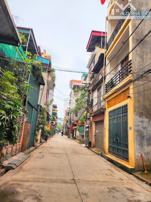 Ngọc Hồi sát KĐG Tứ Hiệp bán nhà Phân lô Ô tô 52m2 Hơn 7 tỷ