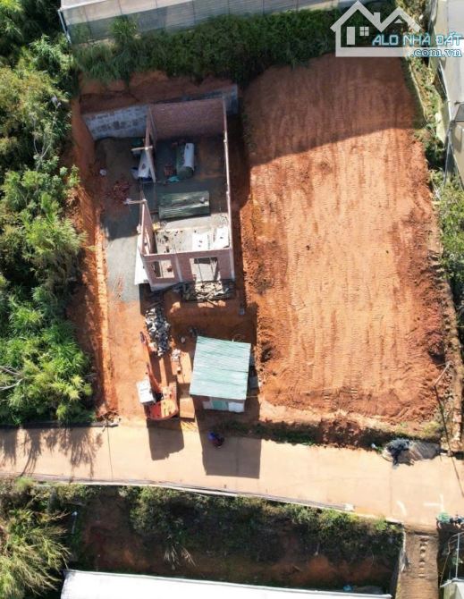 LÔ ĐẤT HƠN 300M2 ĐƯỜNG Ô TÔ 4M BẰNG PHẲNG