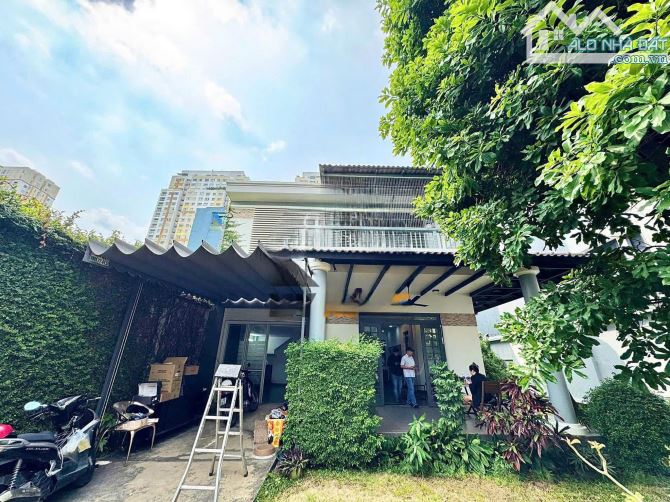 Gấp gấp Bán nhà MT ngay trục Nguyễn Văn Hưởng Q.2 14x23m - XD Hầm 5 tầng giá chỉ 167tr/m2.
