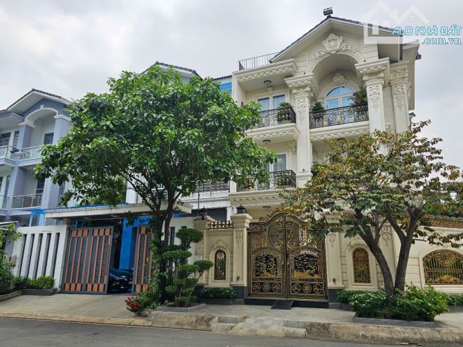 Ngộp ! Biệt thự sông ngay  Đặng Thùy Trâm  , P13,  Q. Bình Thạnh, 12x18, 4 tầng, 222m2