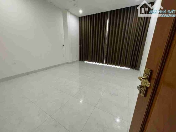 🏕🏕🏕 SIÊU HIẾM! BÁN NHÀ 3 TẦNG MẶT TIỀN LÊ THANH NGHỊ – HẢI CHÂU   🏡