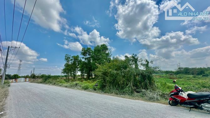 Bán lô đất gần 5000m2 qui hoạch SKC khu Havas Thiện Tân, Vĩnh Cửu, giá 12 tỷ.