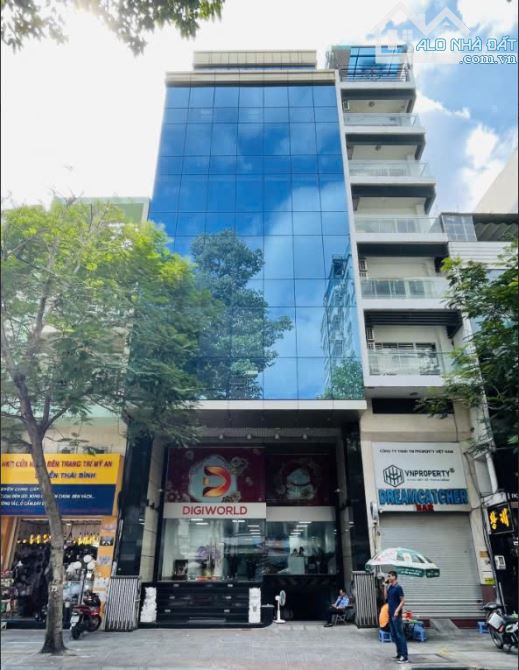 Chính chủ lâu đời! MT Cống Quỳnh, Quận 1, 8x38m, Hầm + 7 Tầng - HĐT: 320 triệu, giá 95 tỷ