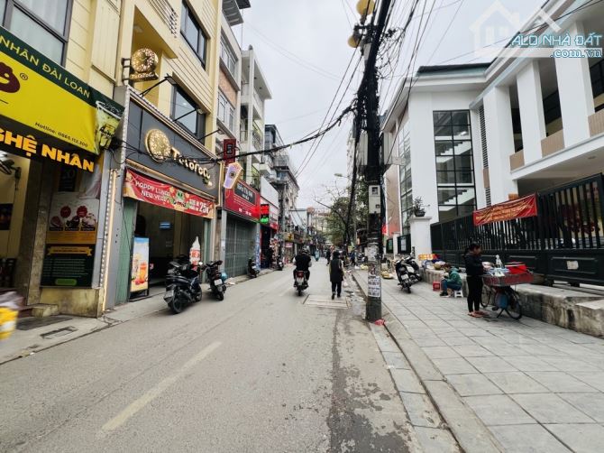 NHÀ MẶT PHỐ NHÂN HOÀ, THANH XUÂN , 4TẦNG 30m2, 6,2 Tỷ