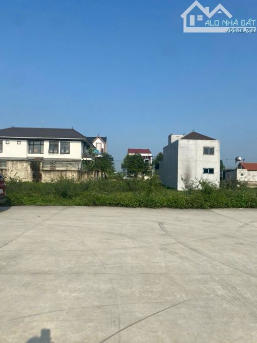 Bán 1 lô mặt đường 36 mét Đồng Dâu, phường Hưng Dũng, tp Vinh  - Diện tích 140m2