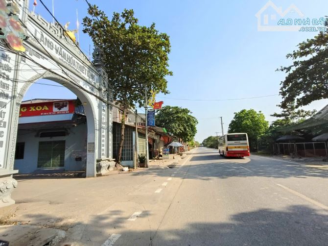 Cạnh bìa làng Thiết BÌnh - Vân Hà có mảnh đất 68m2 nở hậu, đường trước đất 4m thông