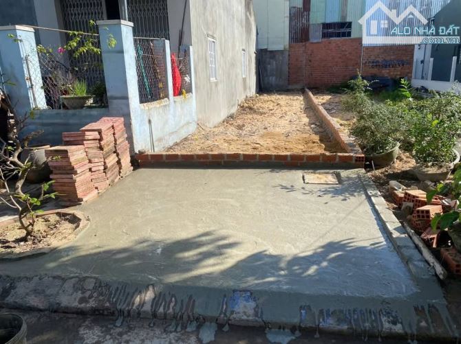 Bán lô đất mt đg nguyễn quý đức lộ giới 12m dt 72m2 giá 2ty150 - 1