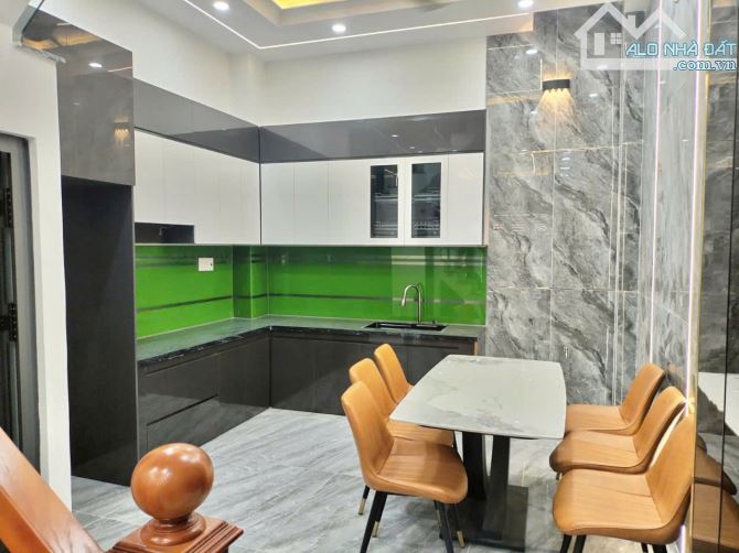 Bình Tân,Nhà Mới 4 tầng 68m2, mặt tiền kinh doanh,,gâga, gần chợ Gò xoài,giá rẻ. - 1
