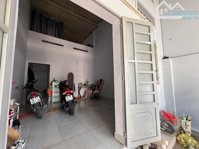 Bán NHÀ 1,5 tầng đường HHG, phường THẠNH LỘC QUẬN 12 , DT 84,3m² giá 3,95 tỷ TỶ - 1