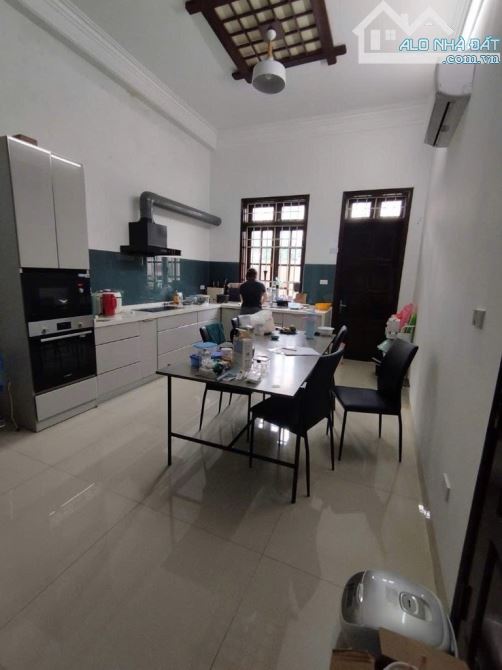 H.I.Ế.M PHÂN LÔ TRUNG KÍNH- Ô TÔ TRÁNH - 30M RA PHỐ 👉63M2- MT 4m 💸21.5 tỷ- CTL💸 - 1