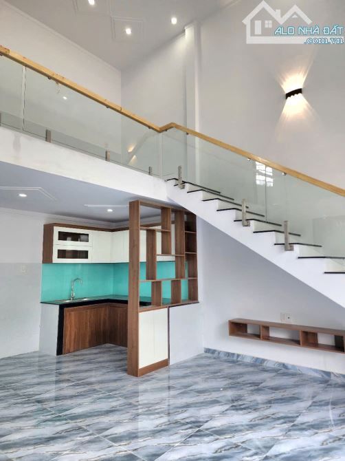 Bán gấp nhà 1 trệt 1 lửng sổ hồng riêng thổ cư 100% gần chợ Thạnh Phú, TT 390tr nhận nhà ở - 1