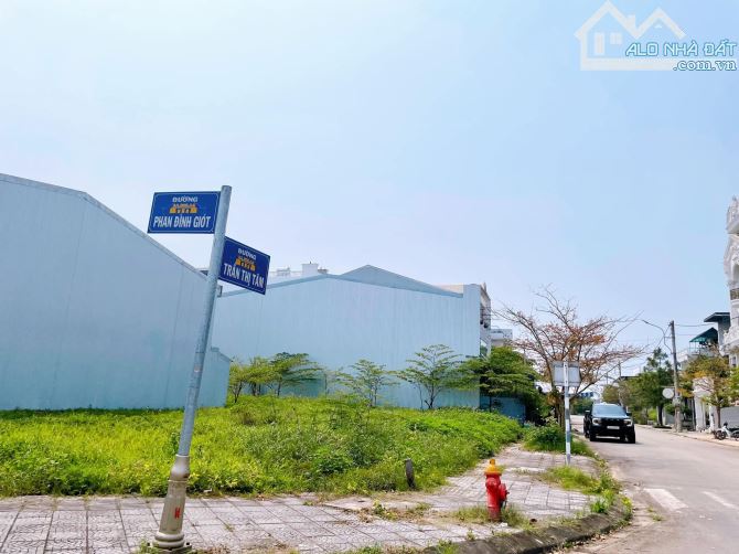 BÁN 2 LÔ LIỀN KỀ MẶT TIỀN TRẦN THỊ TÂM KQH BÀU VÁ - 1
