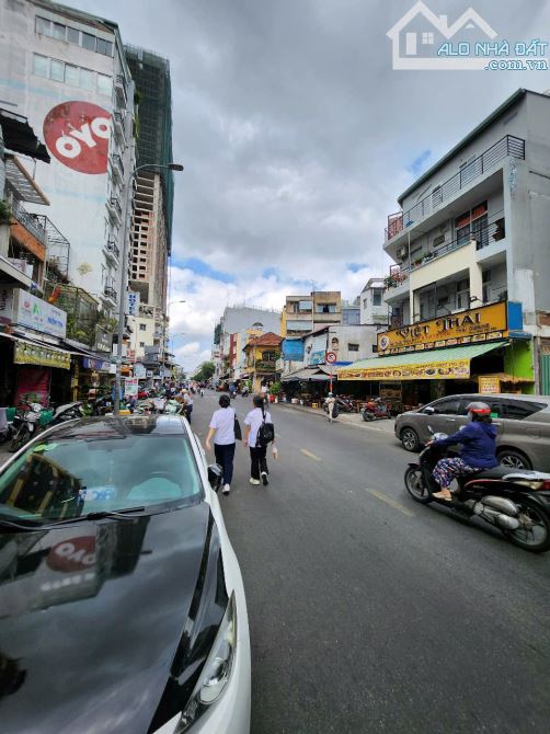Bán nhà 6 tầng MT đường Cô Bắc, P. Cầu Ông Lãnh Q.1 - 1