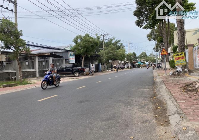 Cần bán 9.7 x 31 đất mặt tiền đường Trần Hưng Đạo, Phường 1 Tp Tây Ninh - 1