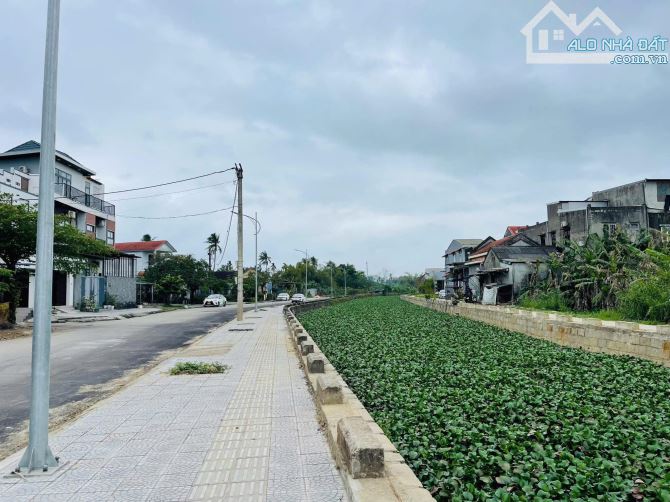 ⭐️⭐️⭐️⭐️⭐️  Bán đất 2 MẶT TIỀN đường Nguyễn Minh Vỹ, Vỹ Dạ, TP. Huế view kênh thông thoáng - 1