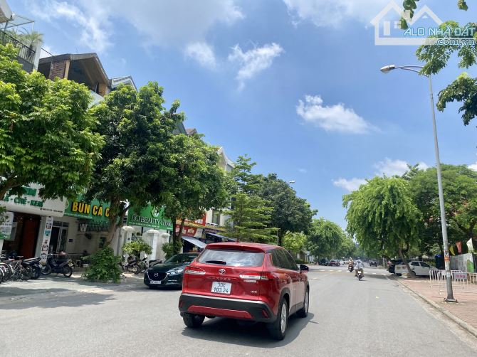 Biệt thự BT07 KDT Việt Hưng, Mặt phố Bùi Thiện Ngộ, Kinh doanh dòng tiền 50tr/ tháng,190m2 - 1