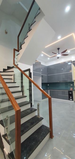 BÁN NHÀ 4 TẦNG ĐỘC LẬP XÂY MỚI ĐƯỜNG NGUYỄN HỮU TUỆ Ô TÔ CÁCH NHÀ 10M - 1