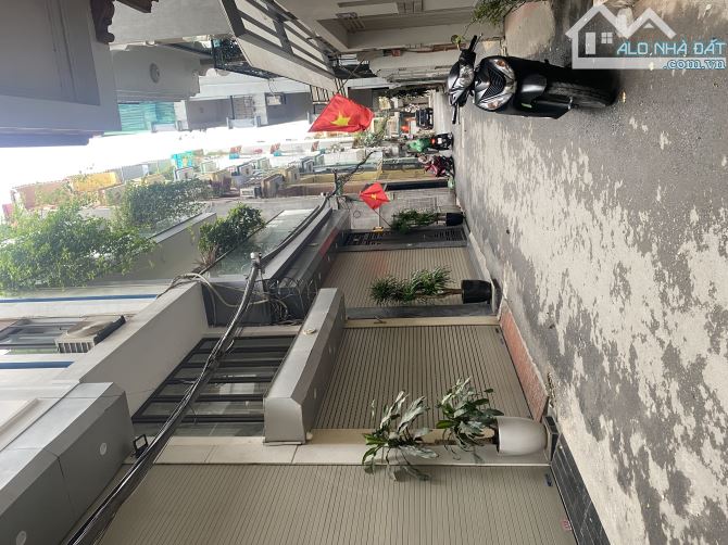 Chuẩn! Bán nhà Tôn Đức Thắng - Đống Đa, gara, phân lô ô tô tránh, nhà 6 tầng đẹp, 39m2, - 1