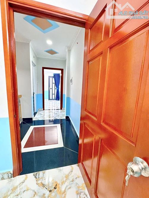 ✨ 3 TẦNG ĐÚC ĐẸP: Trệt 1 Lửng & 1 Lầu (3PN, 3WC, PK, bếp, ban công & giếng trời) - 4.38 Tỷ - 13