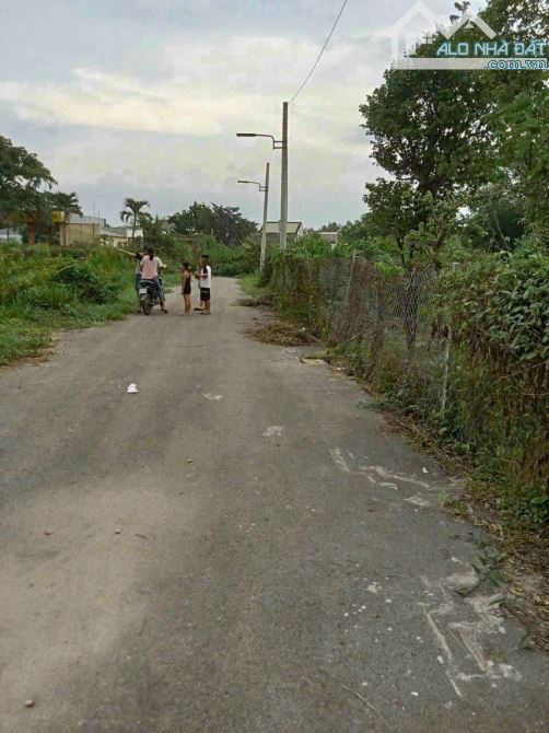 cần chuyển nhượng lại nền đất như hình quý khách hàng có nhu cầu liên hệ e thành - 3