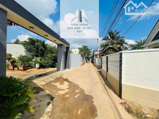 Đất TT Ngãi Giao - Khu Dân Cư Đông - Đường Ô Tô - Gần Chợ - 2