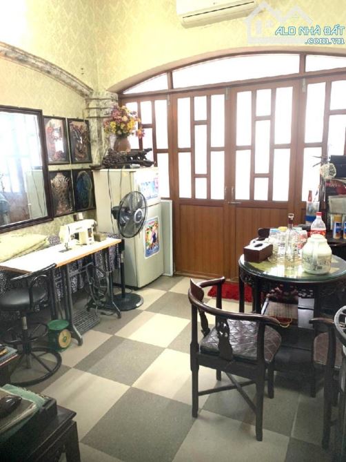 TRƯƠNG ĐỊNH PHỐ -BỜ SÔNG SÉT -NGÕ 521 TRƯƠNG ĐỊNH   🫱🏻NHÀ DÂN XÂY -Ở NGAY. -NGÕ RỘNG VÀ - 2