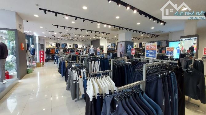 Bán nhà mặt phố Nguyễn Hữu Thọ DT 270m2, MT 10m, vỉa hè rông, kinh doanh đỉnh, Giá 198 tỷ - 2