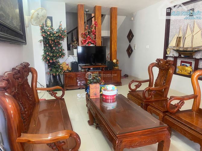 BÁN CĂN NHÀ 4 TẦNG ĐẸP KHU ĐÔ THỊ CHÍ LINH PHƯỜNG 10 GẦN CÔNG VIÊN GIÁ TỐT. - 2