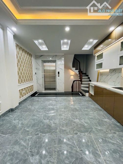 Nhà Đống Đa gần ô tô, 6 tầng thang máy, mặt tiền rông, sổ nở hậu, kinh doanh đỉnh - 2