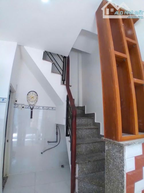 Bán nhà giảm sâu, giá chỉ 2.8 tỷ, Hưng phú, q8. - 2