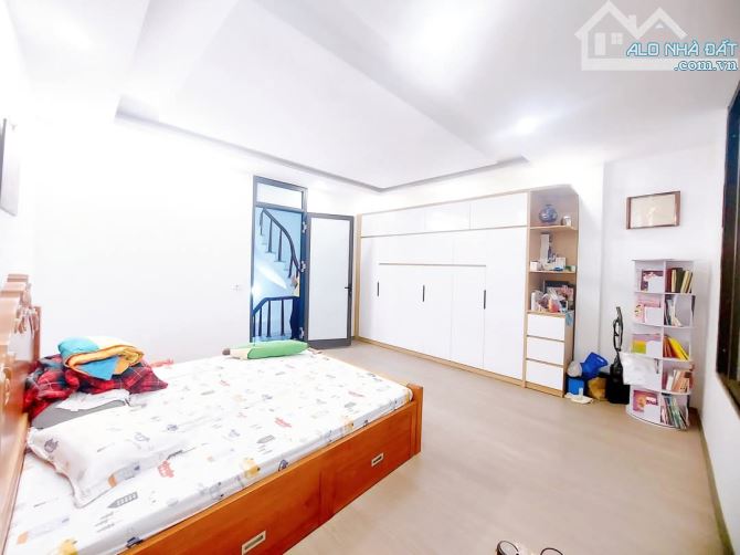 NGÕ 445 Ô TÔ ĐỖ 15M NGUYỄN KHANG NHÀ SIÊU ĐẸP 33M2x5T, MT 4.9M, 8 TỶ 35 - 2