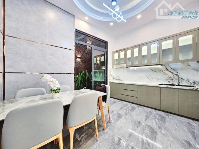 NHÀ MỚI ĐẸP FULL NỘI THẤT- NGUYỄN SỸ SÁCH VIP TÂN BÌNH - VÀO Ở NGAY - BAO TIỆN ÍCH - 2